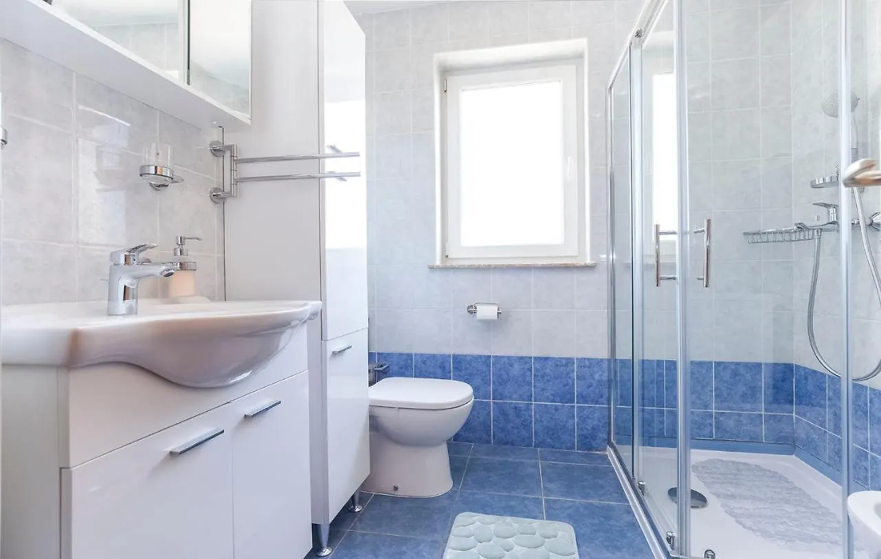 Branko B4 Apartment Porec 0*,