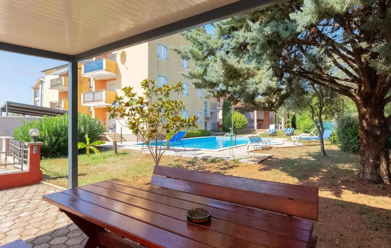 Branko B4 Apartment Porec